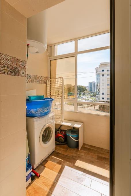 Central 2-Bedrooms Near Beach & Dining Tanger Extérieur photo