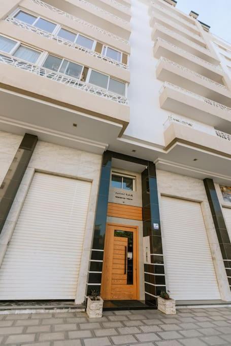 Central 2-Bedrooms Near Beach & Dining Tanger Extérieur photo